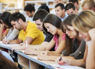 ESTRATEGIAS PARA CREAR UNA LISTA DE ACTIVIDADES PARA LA UNIVERSIDAD ESTRATEGIAS PARA CREAR UNA LISTA DE ACTIVIDADES PARA LA UNIVERSIDAD