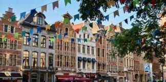 Becas para estudiantes de interpretación Becas para estudiantes de interpretación