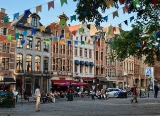 Becas para estudiantes de interpretación Becas para estudiantes de interpretación