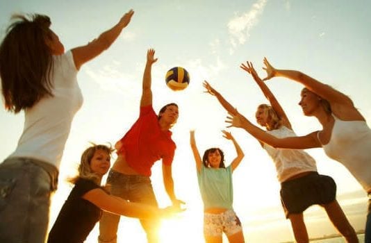 Gana en torno a 1.500 euros al mes como monitor de ocio y tiempo libre Gana en torno a 1.500 euros al mes como monitor de ocio y tiempo libre