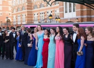 El Prom, Baile de Graduación El Prom, Baile de Graduación
