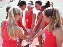 Tenistas catalanes comparten su experiencia con una beca deportiva en EEUU Tenistas catalanes comparten su experiencia con una beca deportiva en EEUU