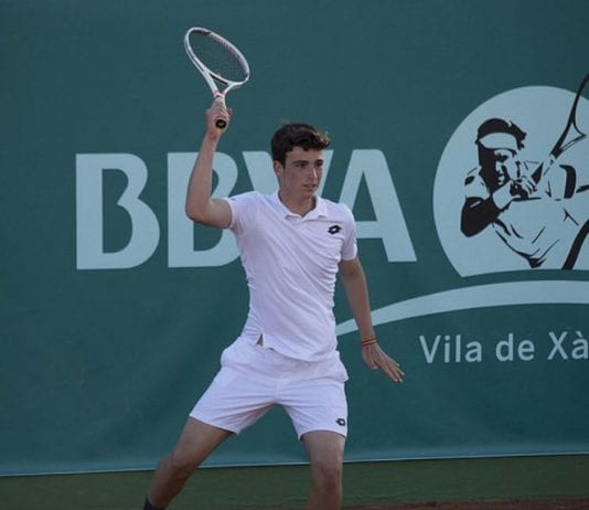 Luis Foix, tenista a punto de empezar su aventura en EEUU: “Es un proceso duro, pero hay que luchar por ello” Luis Foix, tenista a punto de empezar su aventura en EEUU: “Es un proceso duro, pero hay que luchar por ello”
