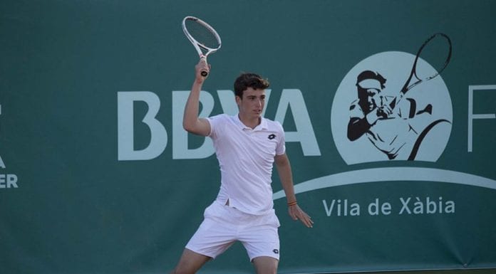 Luis Foix, tenista a punto de empezar su aventura en EEUU: “Es un proceso duro, pero hay que luchar por ello” Luis Foix, tenista a punto de empezar su aventura en EEUU: “Es un proceso duro, pero hay que luchar por ello”