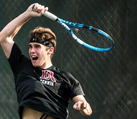 Alex Ayguavives, tenista auxiliado en USA: “Compatibilizar el champión con los educación es rebosante más ligera en EEUU” Alex Ayguavives, tenista becado en USA: “Compatibilizar el tenis con los estudios es mucho más fácil en EEUU”