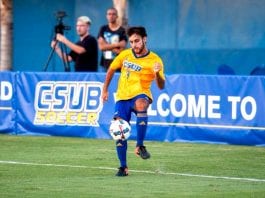 MARIO NAVARRO, JOVEN CON UNA BECA DE FÚTBOL EN USA MARIO NAVARRO, JOVEN CON UNA BECA DE FÚTBOL EN USA