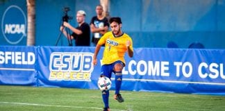 MARIO NAVARRO, JOVEN CON UNA BECA DE FÚTBOL EN USA MARIO NAVARRO, JOVEN CON UNA BECA DE FÚTBOL EN USA