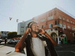 5 Podcasts para aprender inglés gratis 5 Podcasts para aprender inglés gratis