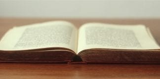 Becas y formación para escritores mexicanos e investigadores. Becas y formación para escritores mexicanos e investigadores.