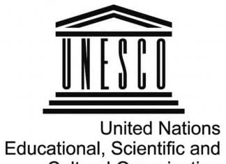 UNESCO da un premio de educación a mujeres y niñas. UNESCO da un premio de educación a mujeres y niñas.