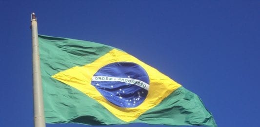 Becas para curso de verano en Brasil. Becas para curso de verano en Brasil.