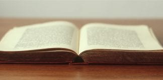 Gana EUR 45,000 y la edición de tu novela, Premio Azorín Gana EUR 45,000 y la edición de tu novela, Premio Azorín