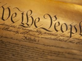 La política de la decimocuarta enmienda La política de la decimocuarta enmienda