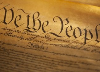 La política de la decimocuarta enmienda La política de la decimocuarta enmienda