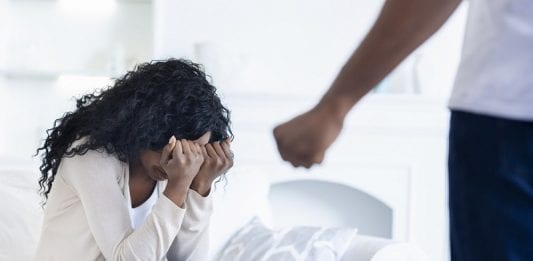 Violencia domestica: ¿ cómo la enfrento en mi condición de inmigrante? Violencia domestica: ¿ cómo la enfrento en mi condición de inmigrante?