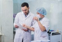 El COVID-19 no se transmite por el aire El COVID-19 no se transmite por el aire