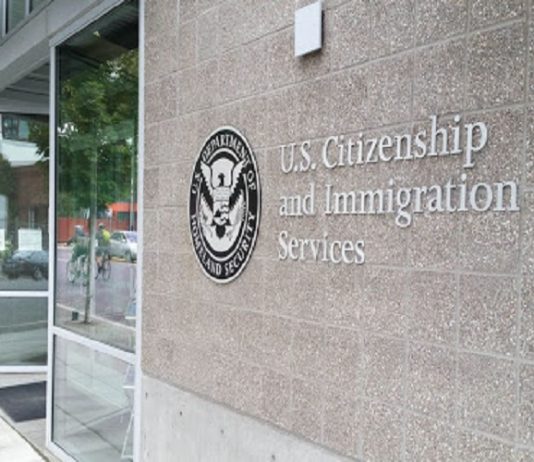 USCIS abre de nuevo sus puertas USCIS abre de nuevo sus puertas