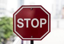 Trump restringirá la ataque de inmigrantes a Estados Unidos Trump restringirá la ataque de inmigrantes a Estados Unidos