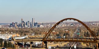 Estados Unidos extiende cierre fronterizo con México y Canadá hasta julio Estados Unidos extiende cierre fronterizo con México y Canadá hasta julio