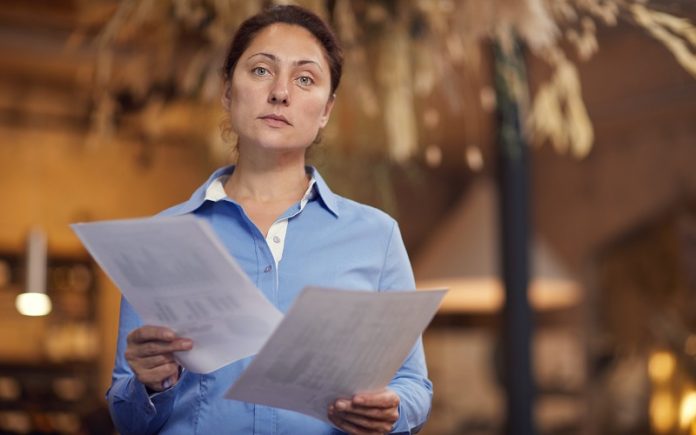 ¿ Quién es elegible para un ajuste de estatus?