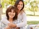 ¿ Puedo pedir a mi mamá si está indocumentada en EE.UU o debe salir del país? ¿ Puedo pedir a mi mamá si está indocumentada en EE.UU o debe salir del país?