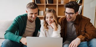 Si soy ciudadano estadounidense, ¿ Puedo pedir a mis padres adoptivos? Si soy ciudadano estadounidense, ¿ Puedo pedir a mis padres adoptivos?