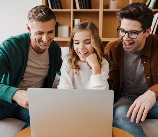 Si soy ciudadano estadounidense, ¿ Puedo pedir a mis padres adoptivos? Si soy ciudadano estadounidense, ¿ Puedo pedir a mis padres adoptivos?