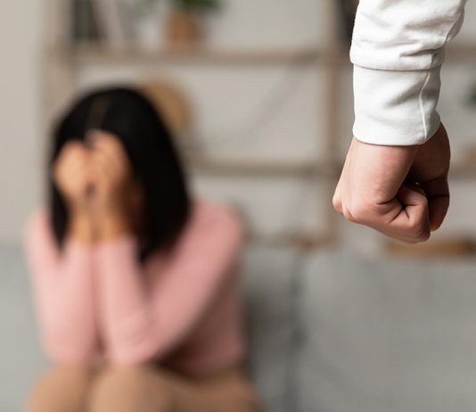 ¿ Puedo presentar una solicitud de VAWA si mi abusador tiene una visa temporal? ¿ Puedo presentar una solicitud de VAWA si mi abusador tiene una visa temporal?