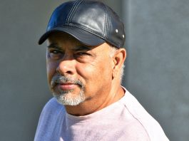 Soy residente permanente con 4 años en los Estados Unidos, ¿ puedo iniciar mi proceso de naturalización? Soy residente permanente con 4 años en los Estados Unidos, ¿ puedo iniciar mi proceso de naturalización?