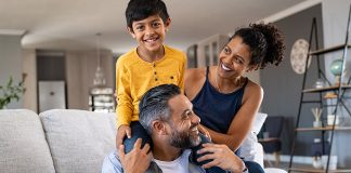 ¿ Puedo pedir a mi prometida si soy ciudadano pero crecí fuera de U.S.A.? ¿ Puedo pedir a mi prometida si soy ciudadano pero crecí fuera de U.S.A.?