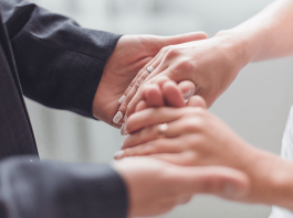 ¿ Es necesario tener cierto tiempo de casados para pedir a mi cónyuge? ¿ Es necesario tener cierto tiempo de casados para pedir a mi cónyuge?