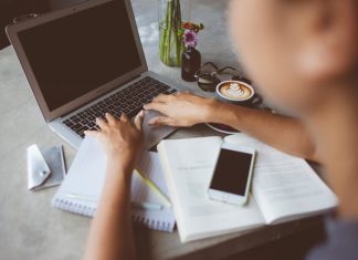 5 ventajas de estudiar en línea, el porqué de hacer cursos a distancia 5 ventajas de estudiar en línea, el porqué de hacer cursos a distancia