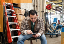 Nuevo programa protegería a trabajadores inmigrantes de la deportación Nuevo programa protegería a trabajadores inmigrantes de la deportación