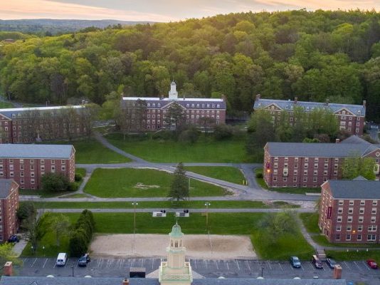 Perfil Universitario del Mes: University of Massachusetts Amherst Perfil Universitario del Mes: University of Massachusetts Amherst