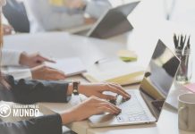 Cómo Crear un Currículum de Éxito: Lecciones de los Profesionales Más Exitosos Cómo Crear un Currículum de Éxito: Lecciones de los Profesionales Más Exitosos