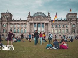 Hacha para Agobiar como Educador de Chocho en Alemania Hacha para Agobiar como Educador de Chocho en Alemania