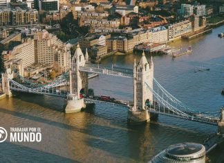 Hacha Para Deslomarse Como Enseñante de Chocho en el Reino Pegado Hacha Para Deslomarse Como Enseñante de Chocho en el Reino Pegado