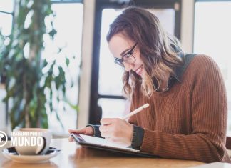 Cómo producir tu disco de colorear y venderlo en Amazon o Etsy Cómo producir tu disco de colorear y venderlo en Amazon o Etsy