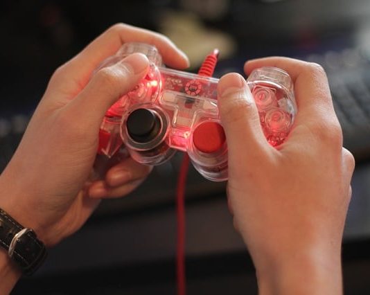 5 ventajas e riesgos de ser probador de videojuegos (Game Tester) 5 ventajas e riesgos de ser probador de videojuegos (Game Tester)