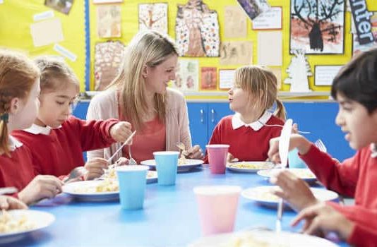 Motivos para hacerte preparador de comedores escolares Motivos para hacerte preparador de comedores escolares